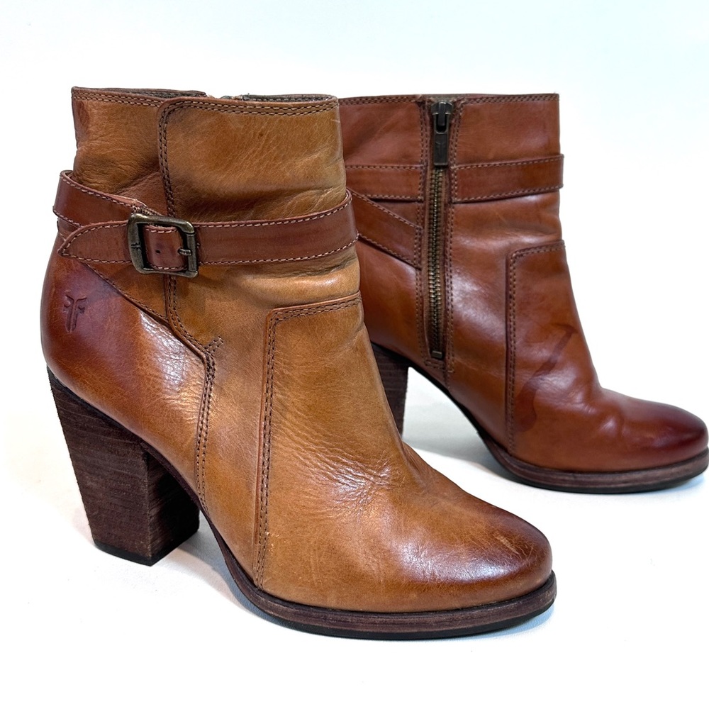 Frye Women's 7 Shoes Frye Patty Riding Bootie Brown **Flawed